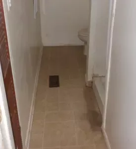 Discoloration under vinyl floor 347x378